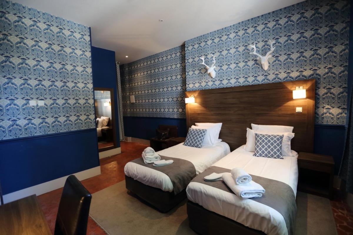 Hotel La Margelle Pernes-les-Fontaines Zimmer foto